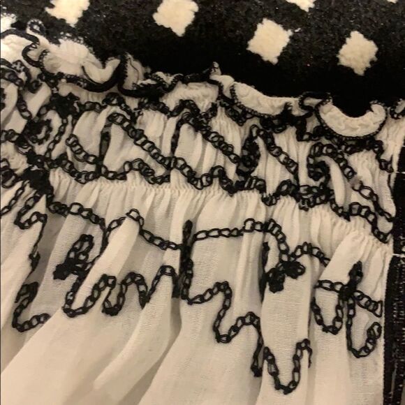 Beach top   - Picture 2 of 5